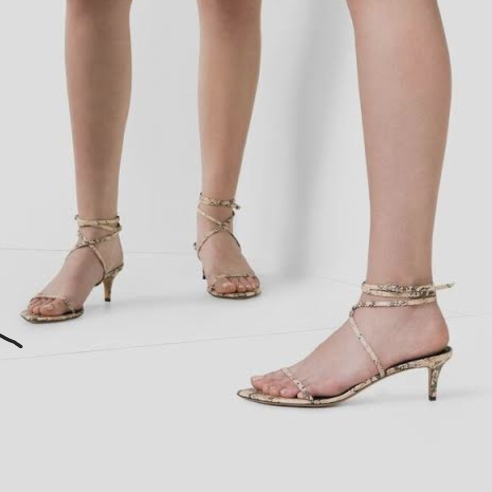 Isabel Mirant Aridee Sandles